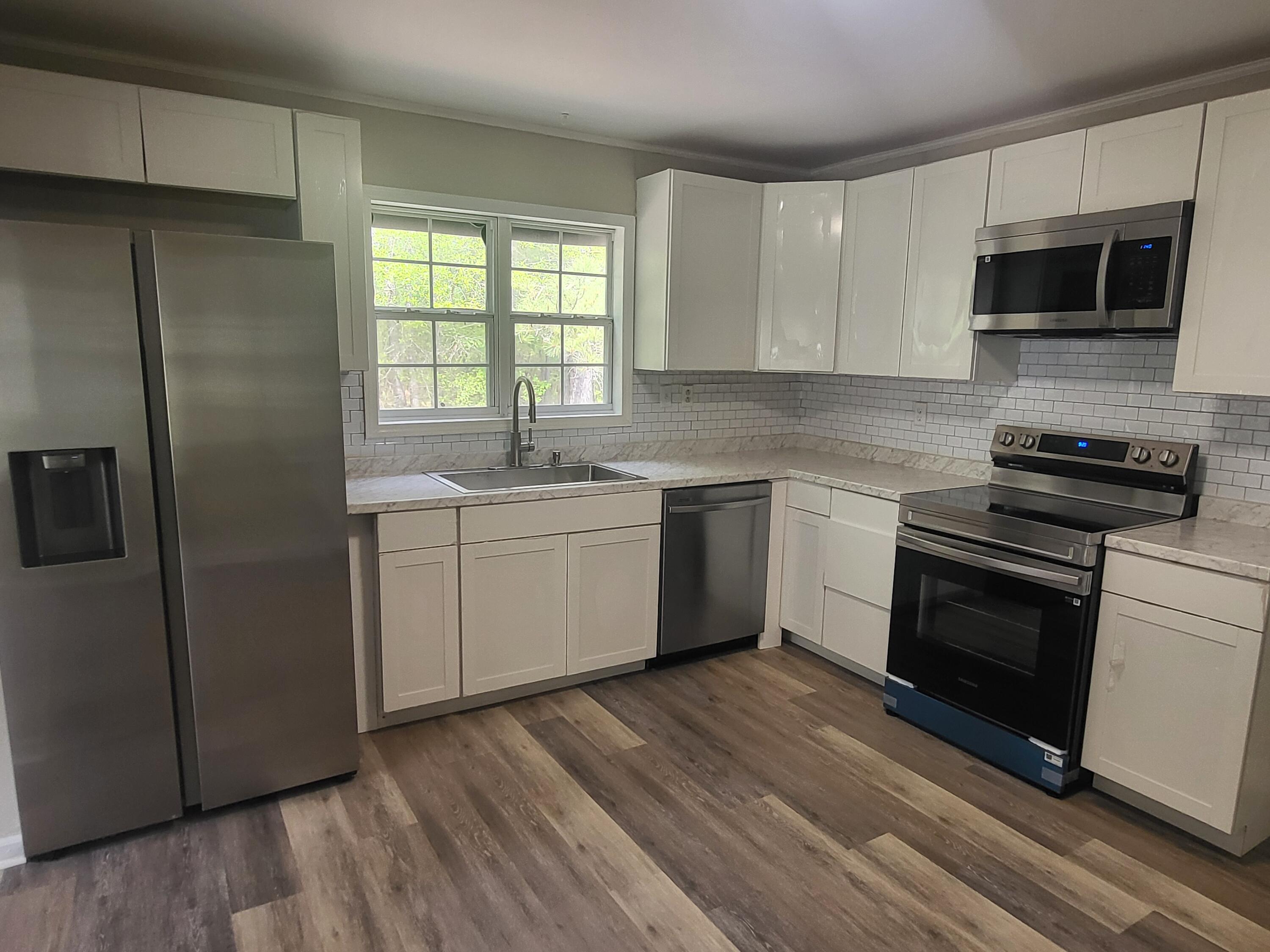 4000 North Center Road Hartsville, SC 29550 - Photo 2 of 43 1000010547