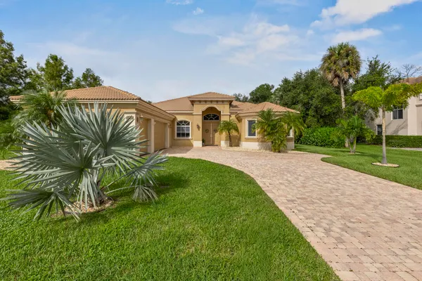 $859,000 | 8300 Southwest Cattleya Drive, Stuart, FL 34997
