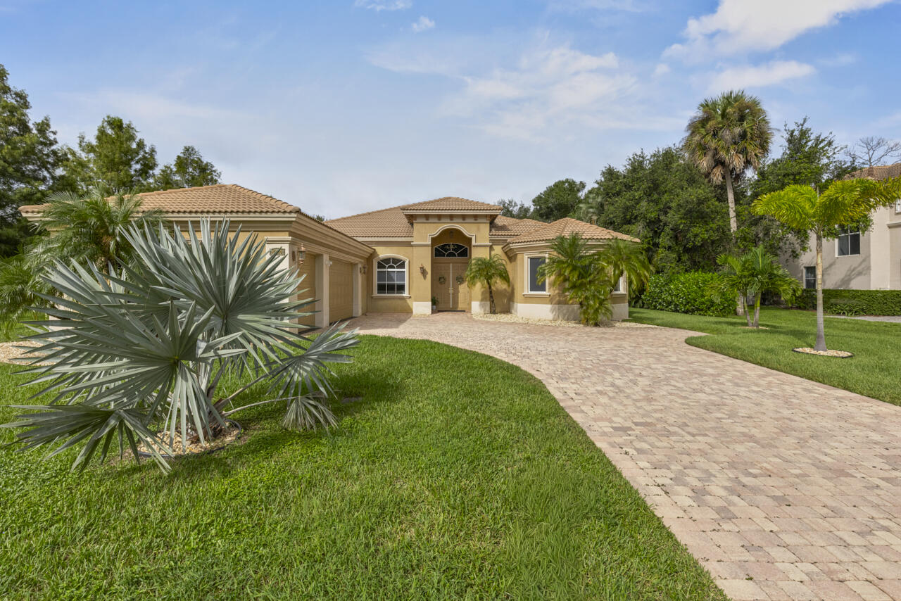 8300 Southwest Cattleya Drive Stuart, FL 34997 - Photo 3 of 77 8300 SW Cattleya Dr_003