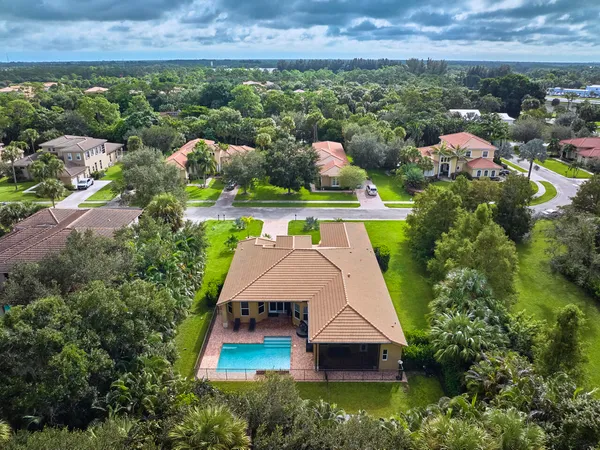 $859,000 | 8300 Southwest Cattleya Drive, Stuart, FL 34997