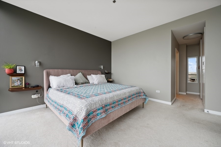 653 North Kingsbury Street, Unit 1401 Chicago, IL 60654 - Photo 12 of 22