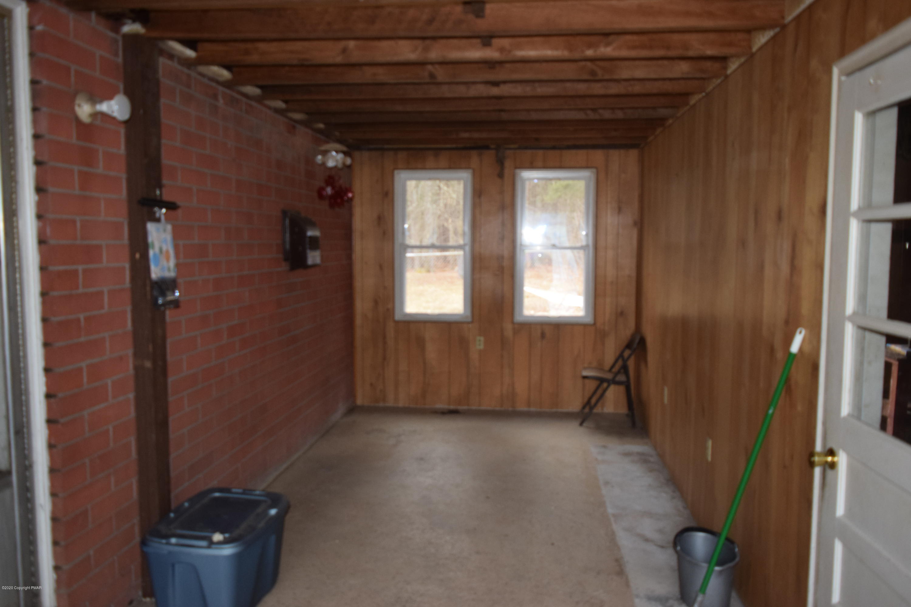 100B River Road Thornhurst, PA 18424 - Photo 5 of 32 mudroom