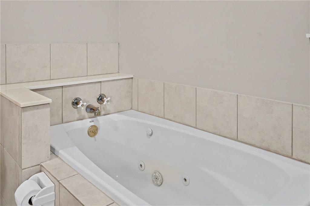 4221 Shawnee Road Wellsville, KS 66092 - Photo 23 of 52