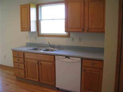 11214 North Lewis Road Clio, MI 48420 - Photo 9 of 15 20215380-8.JPG