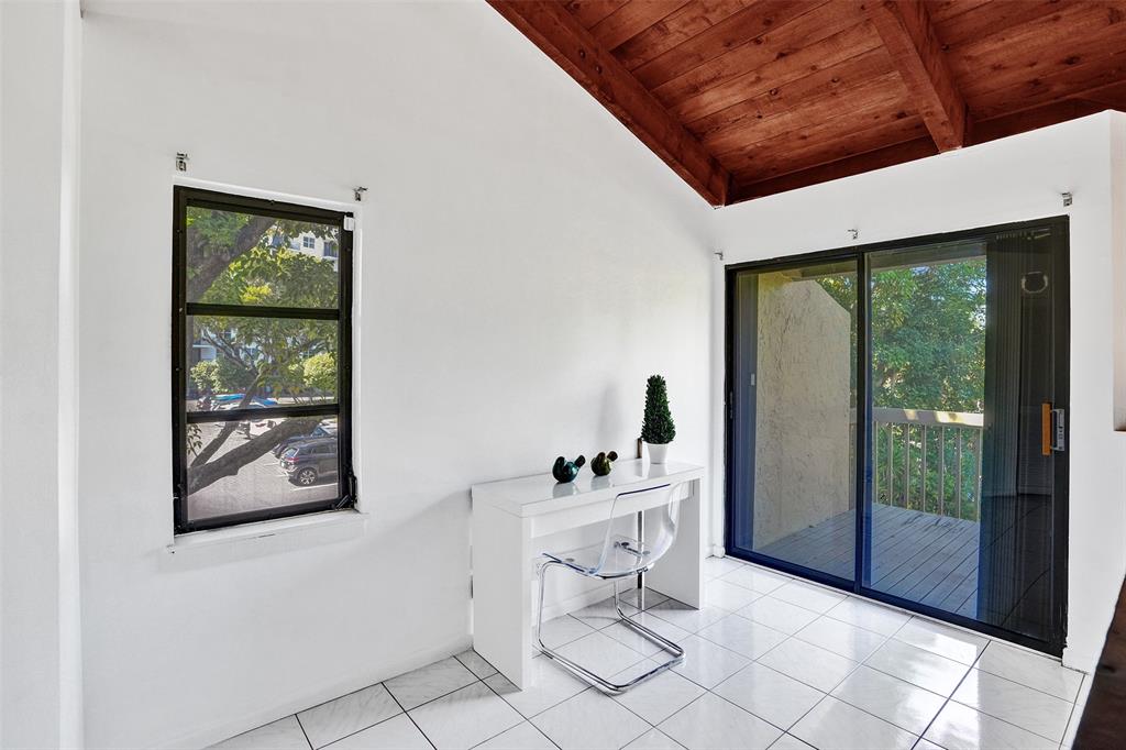 81 Northeast 17th Court Fort Lauderdale, FL 33305 - Photo 30 of 70