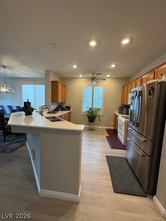 $2,140 | 10425 Premia Place, Las Vegas, NV 89135
