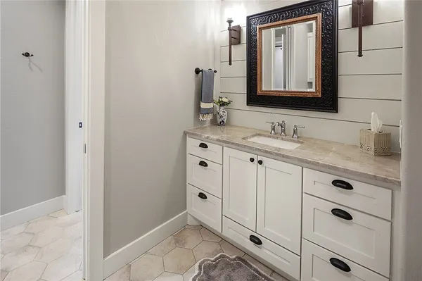 $1,695,000 | 4904 Holden Circle, College Station, TX 77845