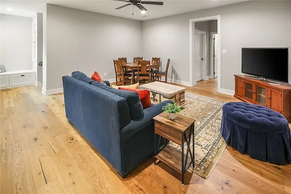 $1,695,000 | 4904 Holden Circle, College Station, TX 77845