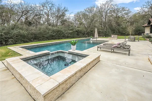$1,695,000 | 4904 Holden Circle, College Station, TX 77845