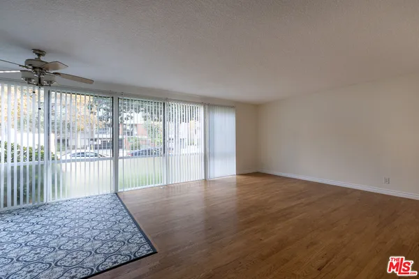 $2,680 | 11131 Rose Avenue, Unit 17, Los Angeles, CA 90034