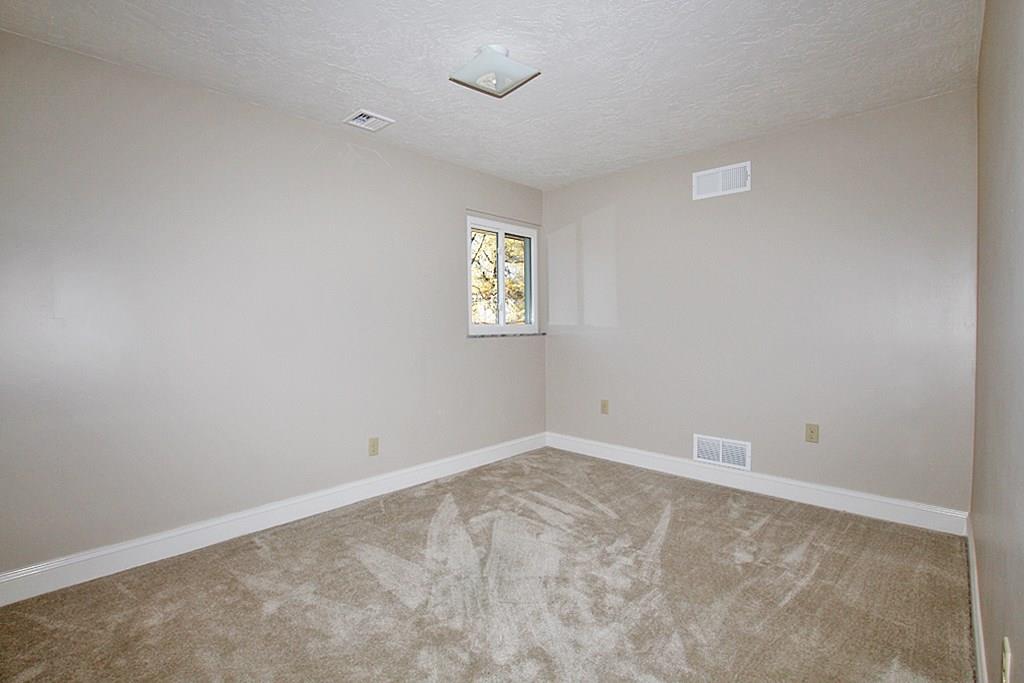 110 Rockingham Lane Canonsburg, PA 15317 - Photo 17 of 25 2ND BEDROOM WITH NEUTRAL DECOR
