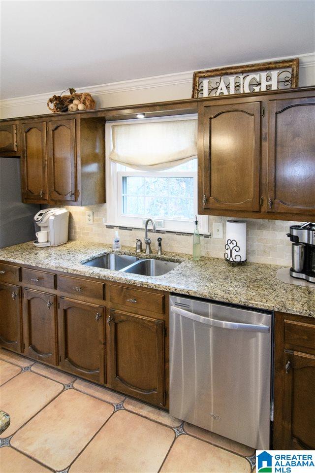 233 Oakmont Road Birmingham, AL 35244 - Photo 9 of 38