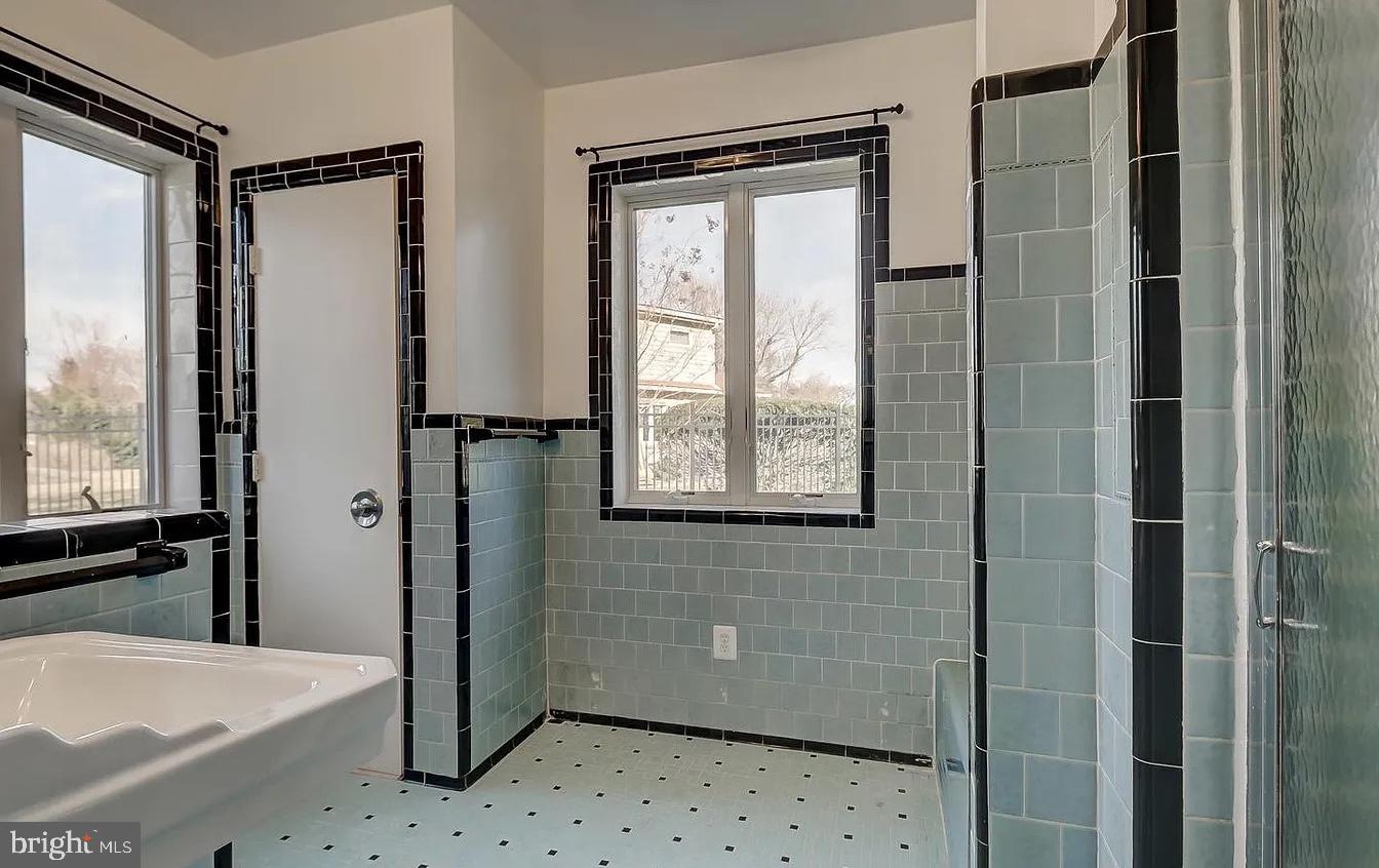 8040 Leishear Road Laurel, MD 20723 - Photo 13 of 66