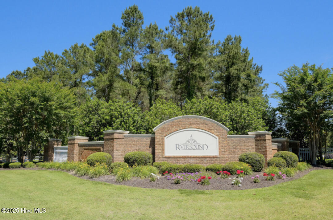 175 Colleton Circle Edenton, NC 27932 - Photo 2 of 8 Front Gate 5