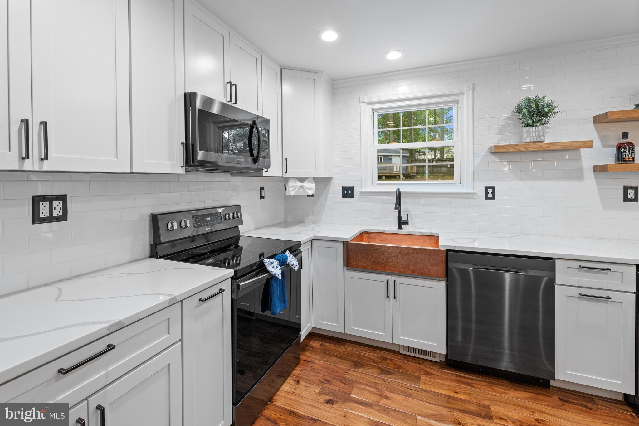 9761 Turnbuckle Drive Burke, VA 22015 - Photo 8 of 46 Kitchen