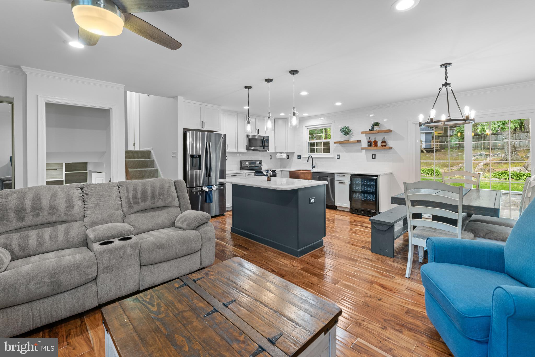 9761 Turnbuckle Drive Burke, VA 22015 - Photo 9 of 46 Main Level