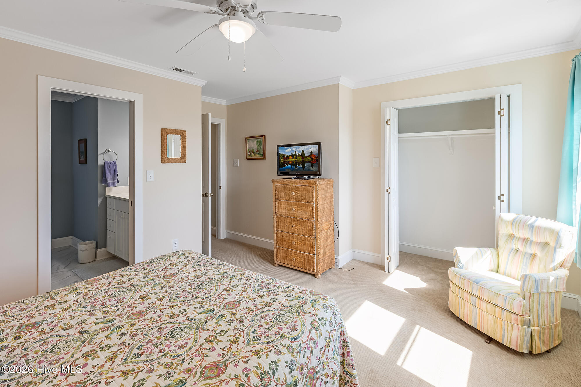 1711 East Fort Macon Road Atlantic Beach, NC 28512 - Photo 34 of 42 Bedroom 4