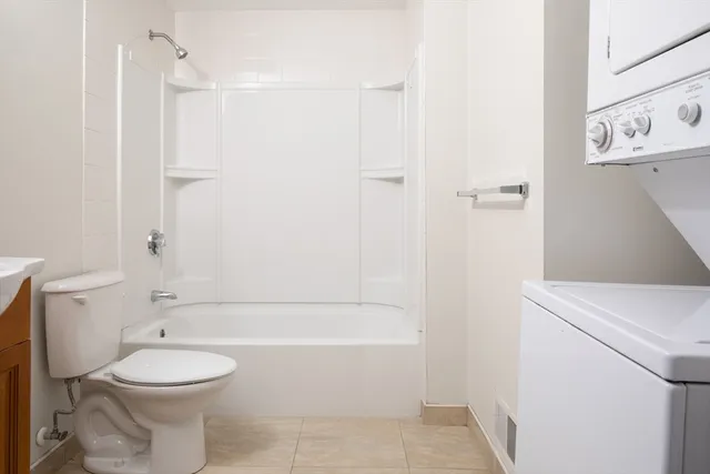 $2,900 | 37 Chelsea Street, Unit 2, Boston, MA 02128