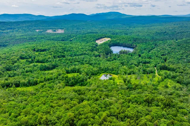 $1,250,000 | 585 Pleasant Valley Road, Jamaica, VT 05343