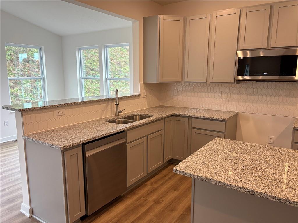 415 Pemberley Court Venetia, PA 15367 - Photo 6 of 21