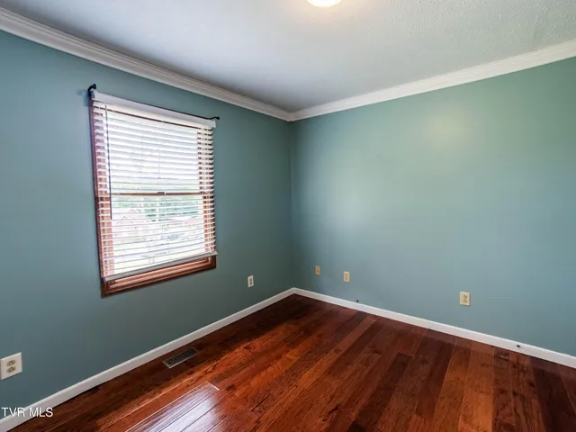 $324,000 | 143 Meadowbrook Lane, Rogersville, TN 37857