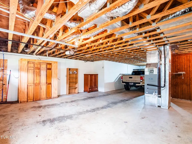 $324,000 | 143 Meadowbrook Lane, Rogersville, TN 37857