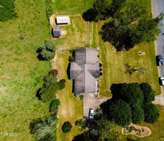 $324,000 | 143 Meadowbrook Lane, Rogersville, TN 37857