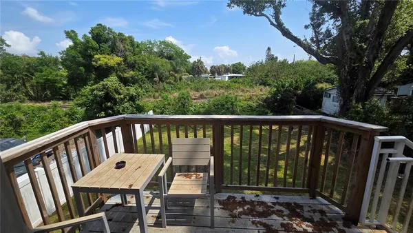 $1,400 | 1524 6th Street Northwest, Unit B, Largo, FL 33770