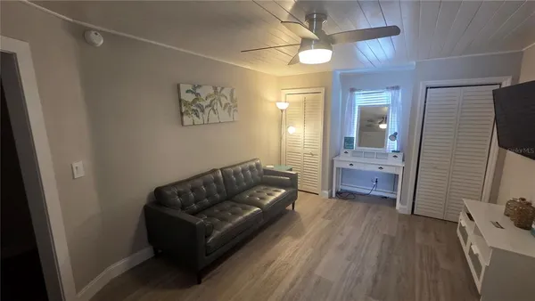 $1,400 | 1524 6th Street Northwest, Unit B, Largo, FL 33770