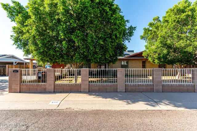 $471,482 | 2110 West Morrow Drive, Phoenix, AZ 85027
