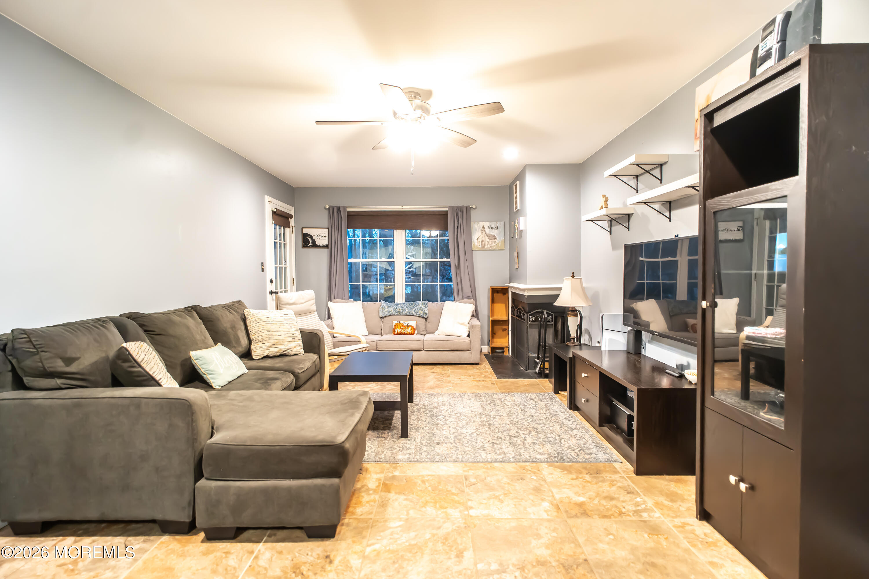 2402 Candlelight Court, Unit 2402 Helmetta, NJ 08828 - Photo 3 of 12 IMG_6106