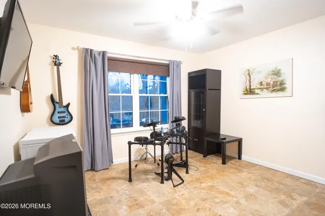 $335,999 | 2402 Candlelight Court, Unit 2402, Helmetta, NJ 08828