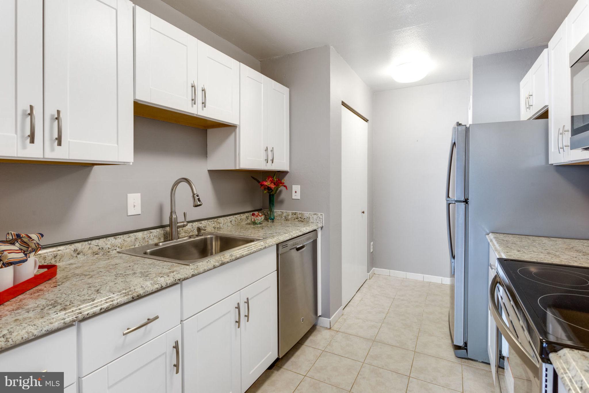 6101 Edsall Road, Unit 1105 Alexandria, VA 22304 - Photo 11 of 42 NEW CABINETS