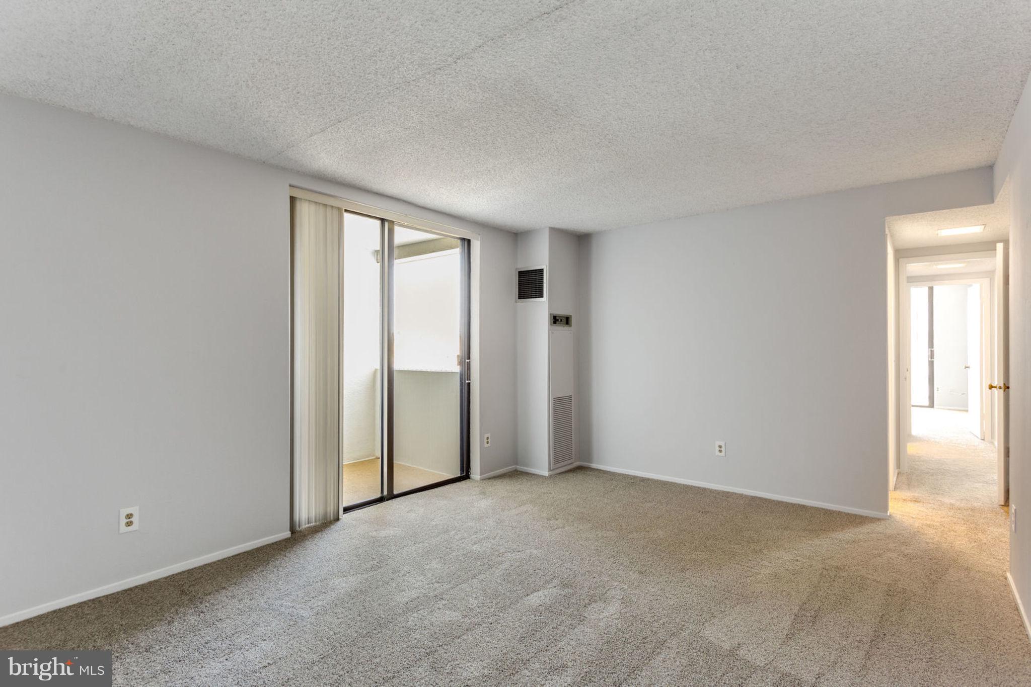 6101 Edsall Road, Unit 1105 Alexandria, VA 22304 - Photo 24 of 42 MASTER BEDROOM SUITE