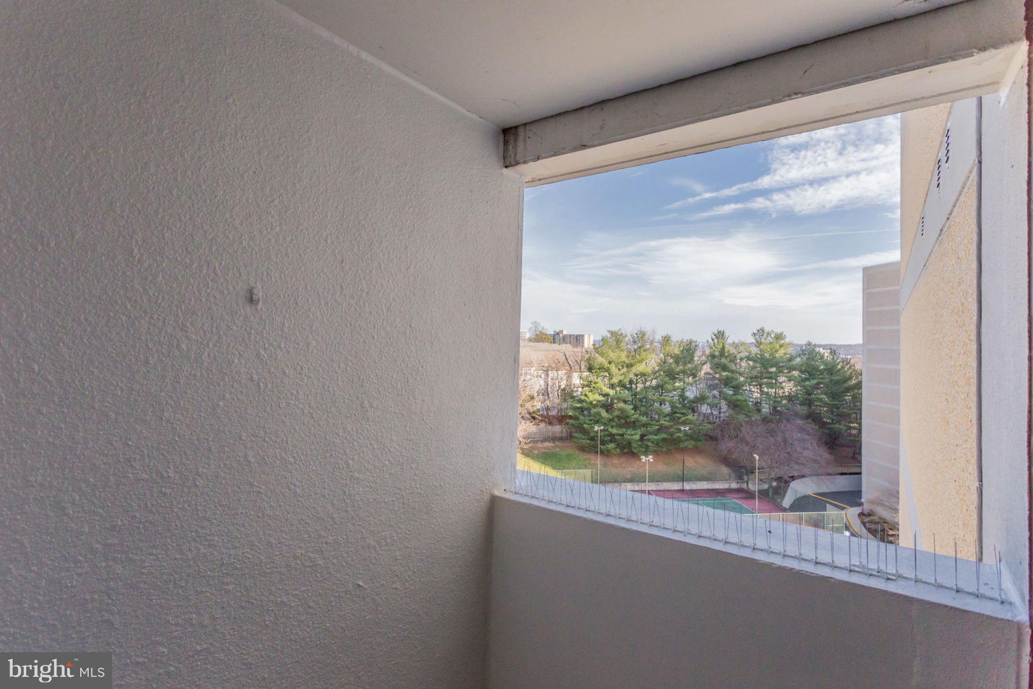 6101 Edsall Road, Unit 1105 Alexandria, VA 22304 - Photo 27 of 42 2ND BALCONY