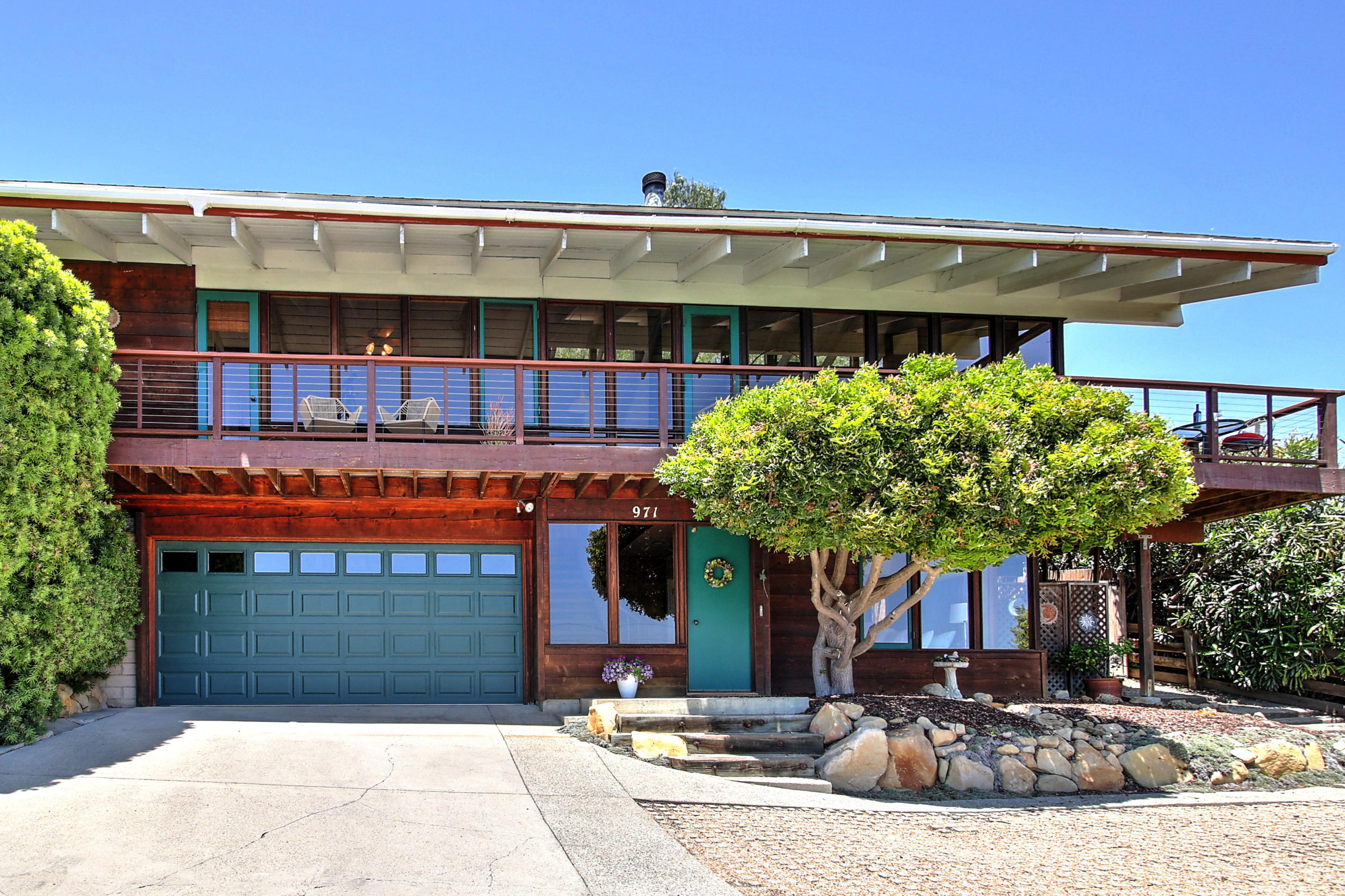 971 Cheltenham Road Santa Barbara, CA 93105 - Photo 6 of 40 Front of home