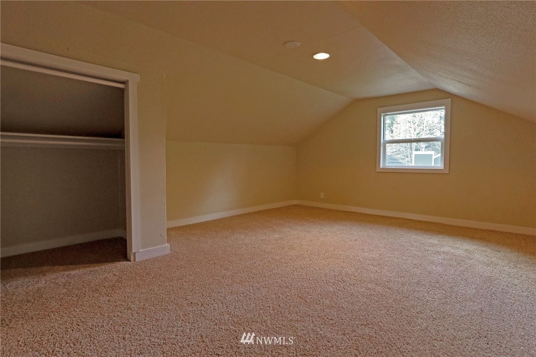 4165 Southeast Horstman Road Port Orchard, WA 98366 - Photo 10 of 25 Gallery Image 10