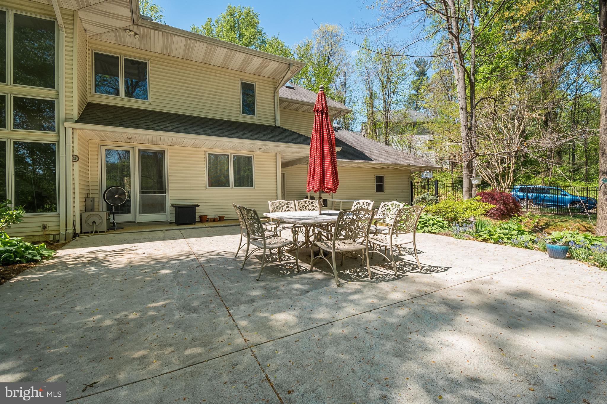 8309 Old Seven Locks Road Bethesda, MD 20817 - Photo 4 of 16