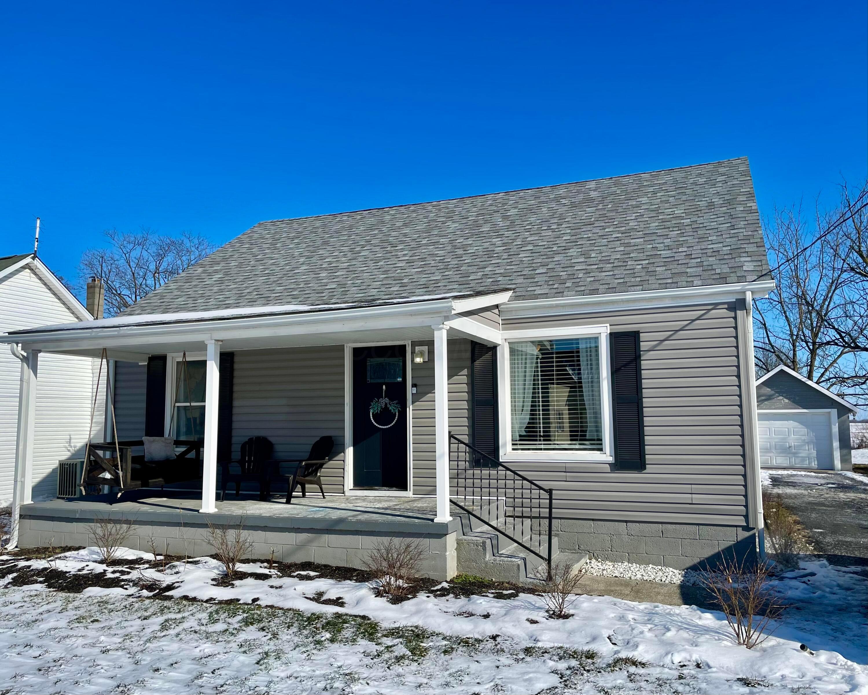 11918 London Road Orient, OH 43146 - Photo 2 of 39 IMG_7158