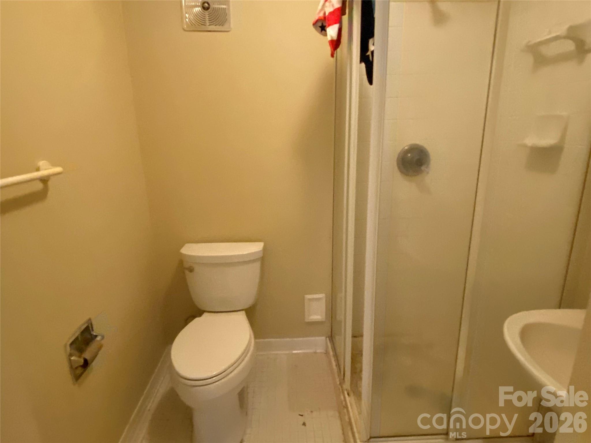 1323 Queens Road, Unit 208 Charlotte, NC 28207 - Photo 12 of 12 Gallery Image 12