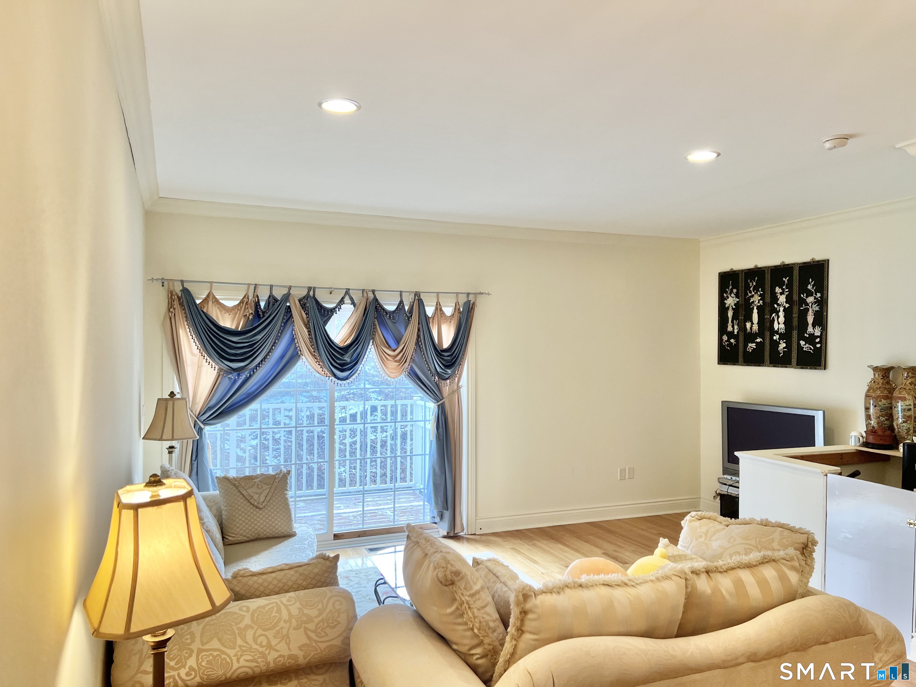 296 Hamilton Avenue, Unit 25 Norwich, CT 06360 - Photo 5 of 40