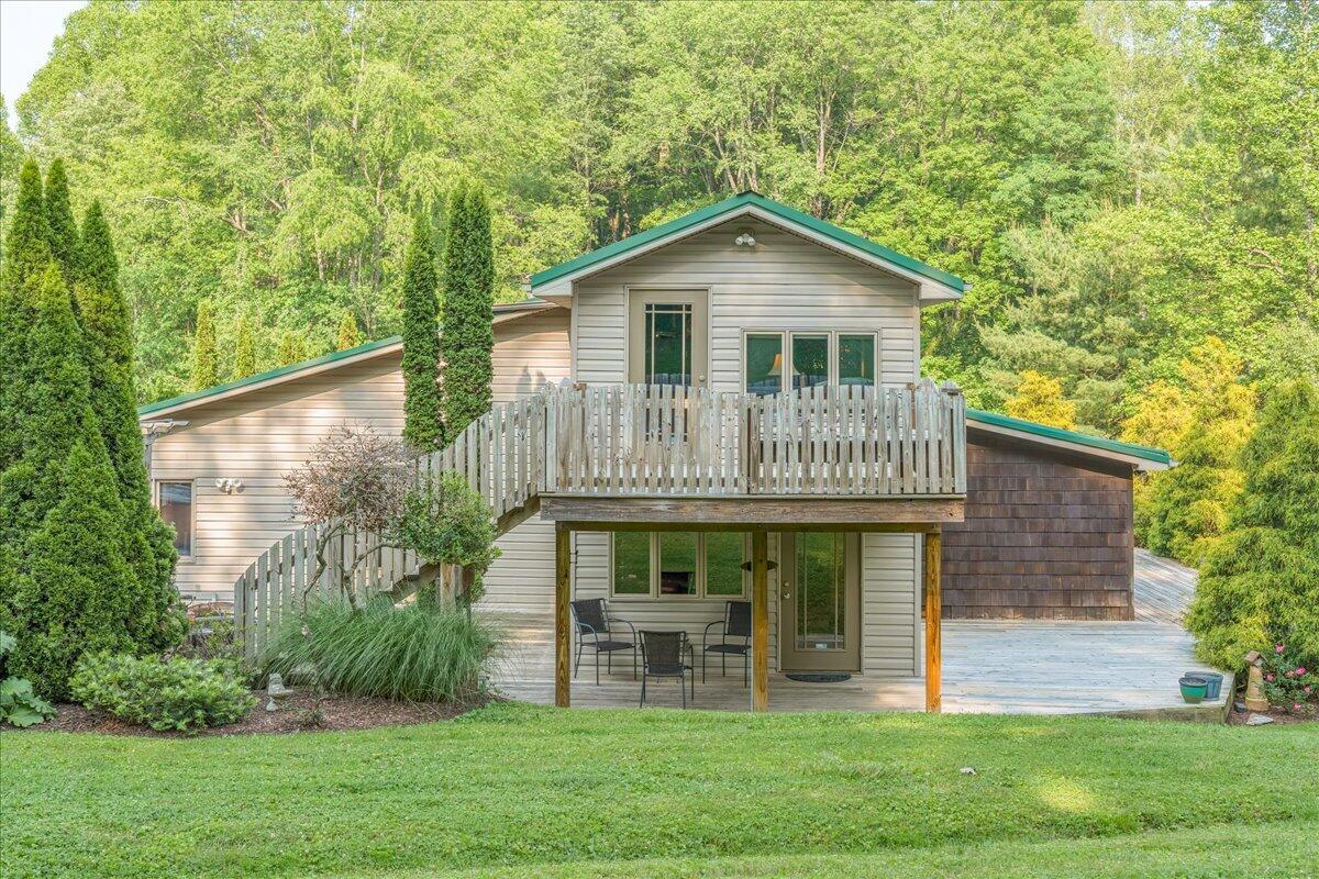37000 Kingsbury Road Pomeroy, OH 45769 - Photo 10 of 69 west side view of home