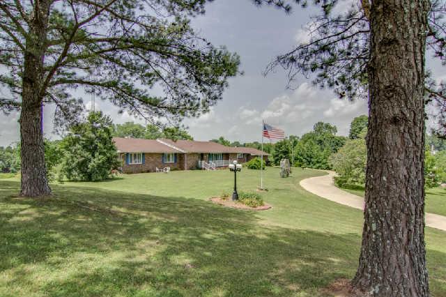 155 St Mary Road Loretto, TN 38469 - Photo 1 of 20