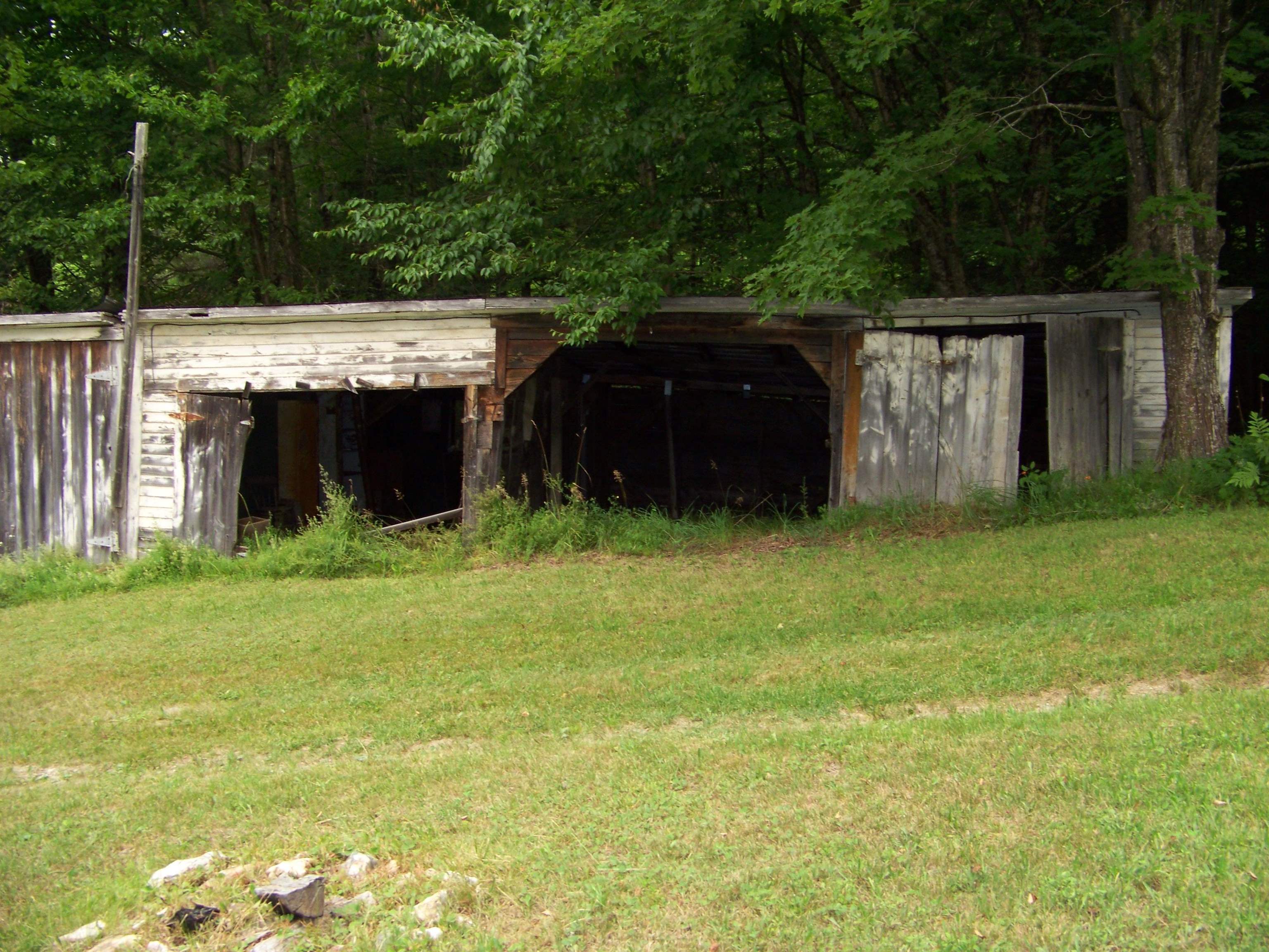 340 Upper Michigan Road Pittsfield, VT 05762 - Photo 7 of 18 Gallery Image 7