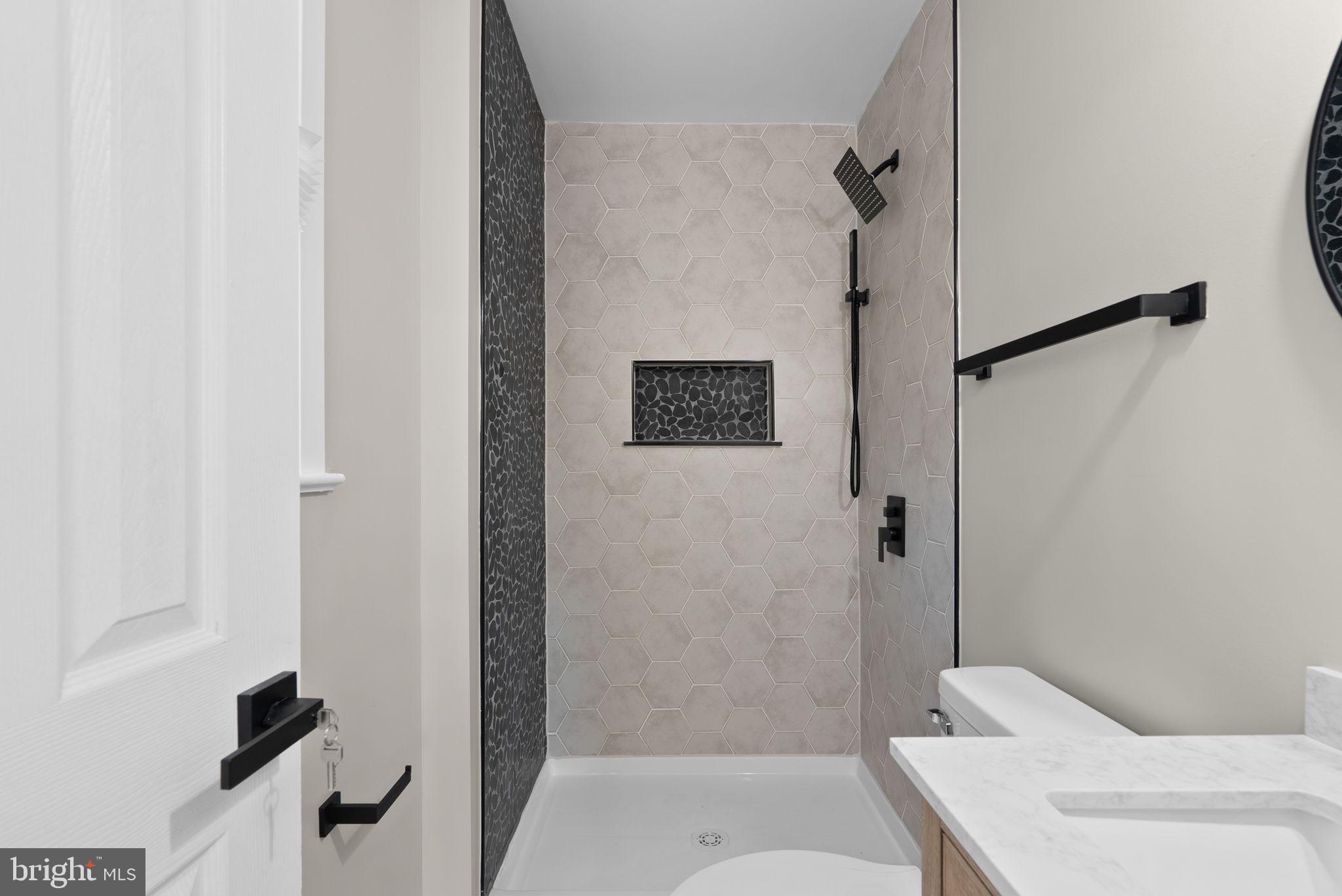 6917 Crafton Lane Clinton, MD 20735 - Photo 20 of 41