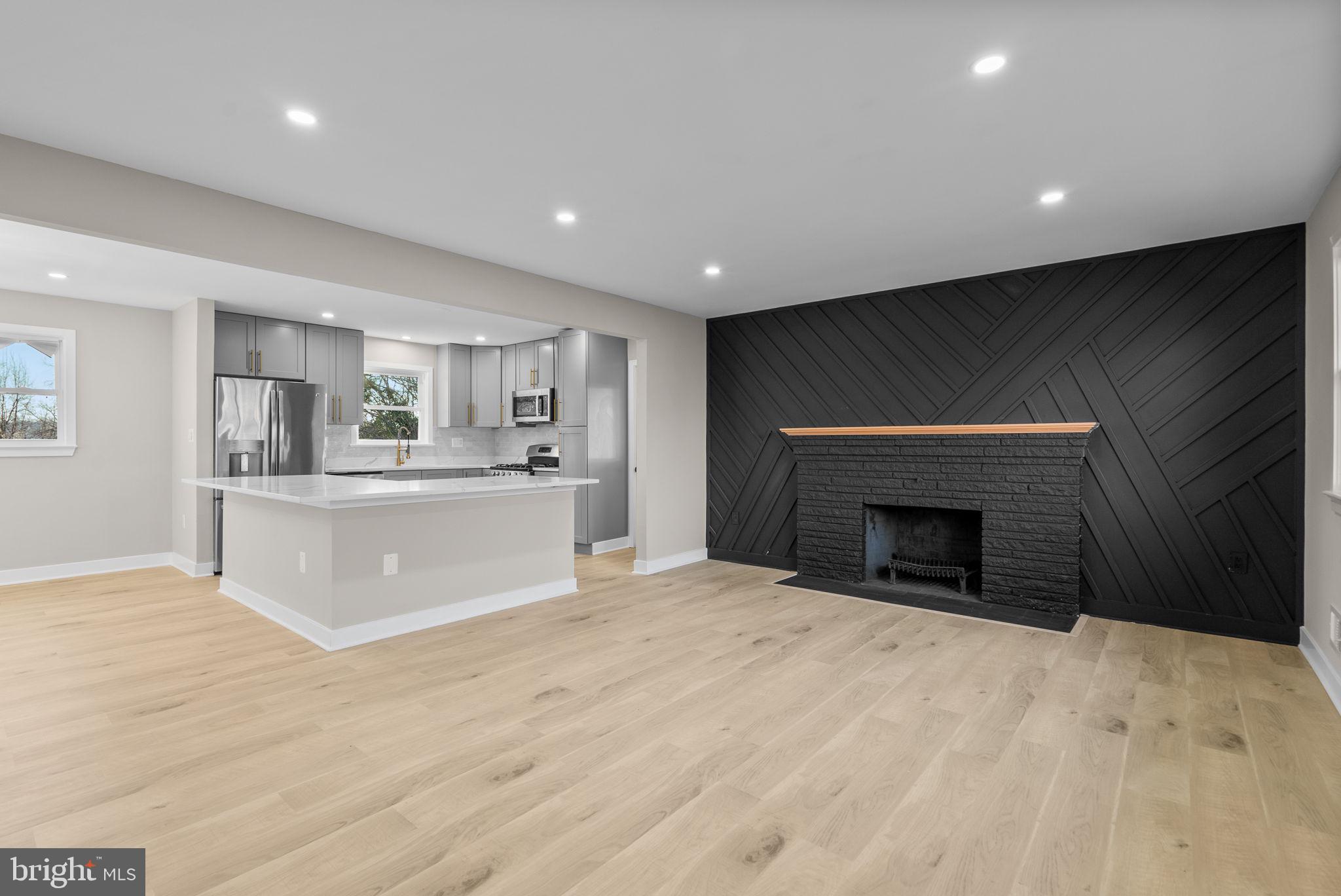 6917 Crafton Lane Clinton, MD 20735 - Photo 5 of 41