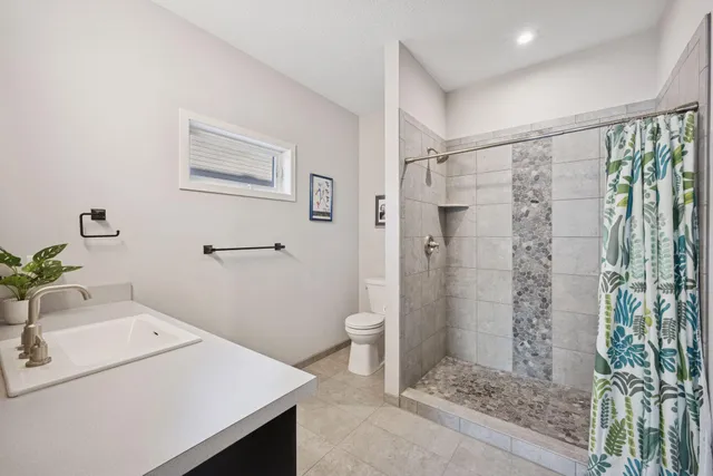 $350,000 | 706 Roosevelt Street South, Cambridge, MN 55008