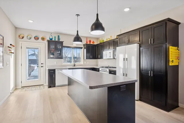 $350,000 | 706 Roosevelt Street South, Cambridge, MN 55008