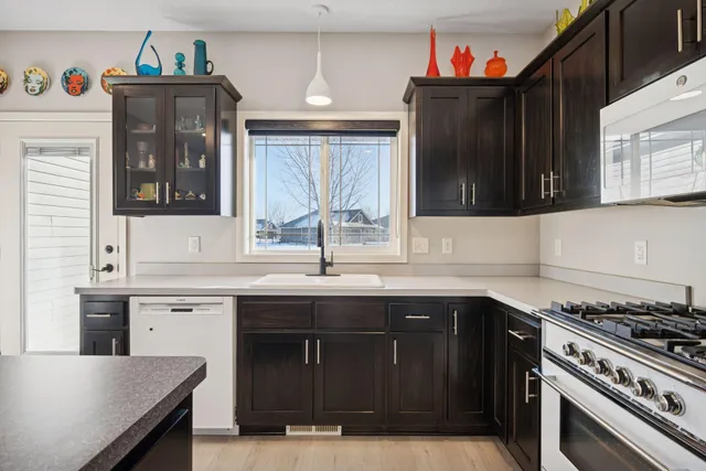 $350,000 | 706 Roosevelt Street South, Cambridge, MN 55008