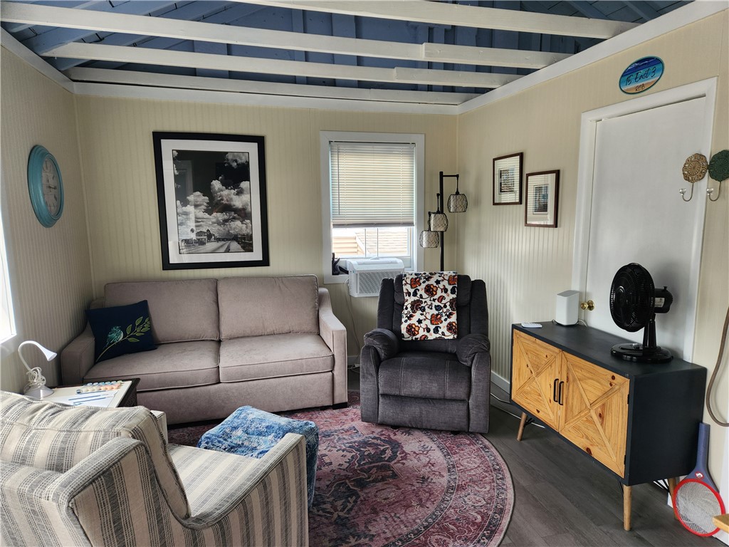 240 Cards Pond Road South Kingstown, RI 02879 - Photo 2 of 14